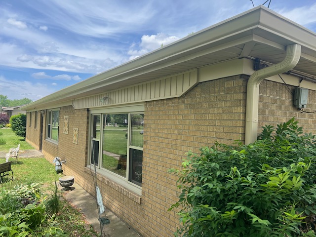 side of home exterior with gutter showing